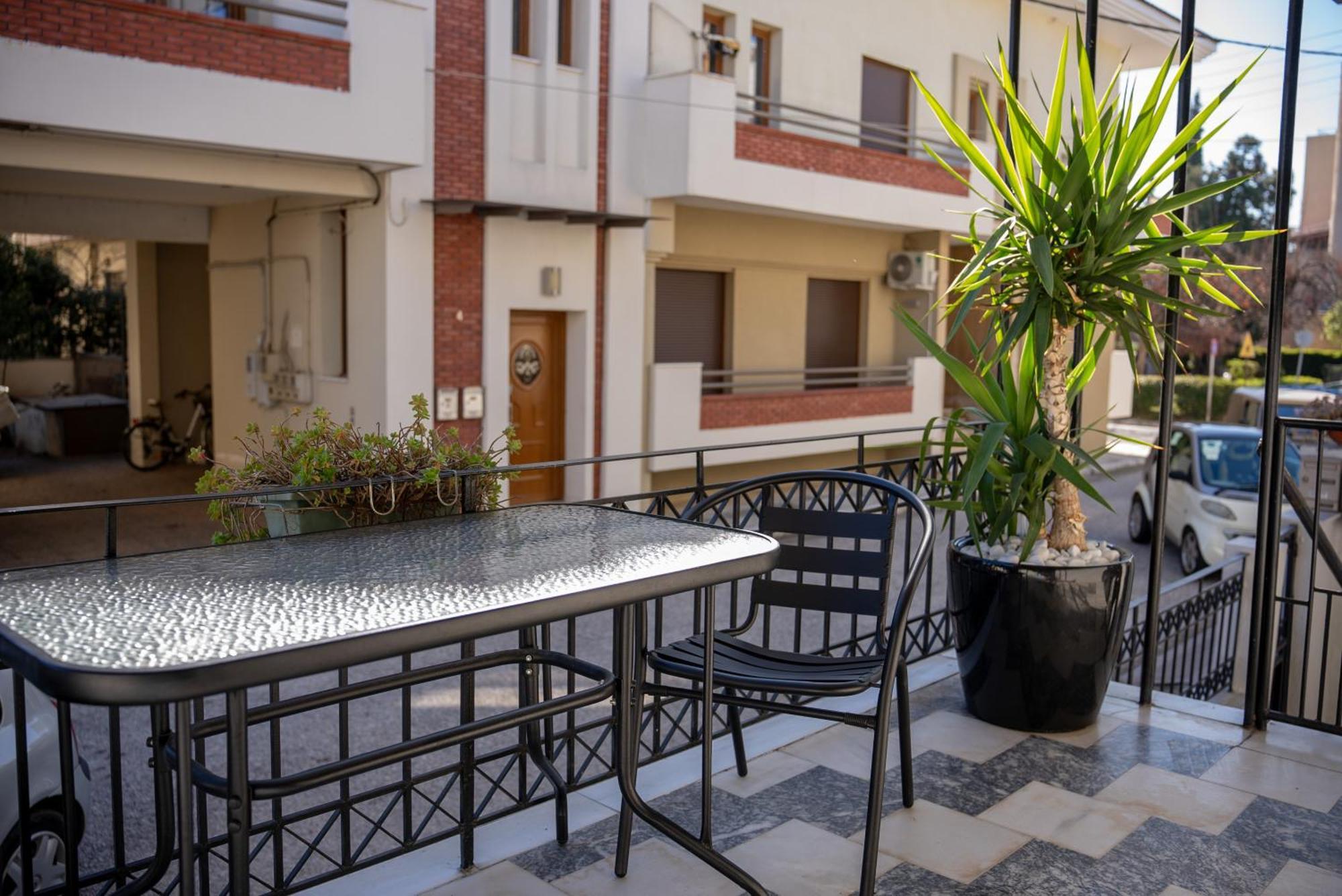 Living Life Apartment Komotiní Ngoại thất bức ảnh