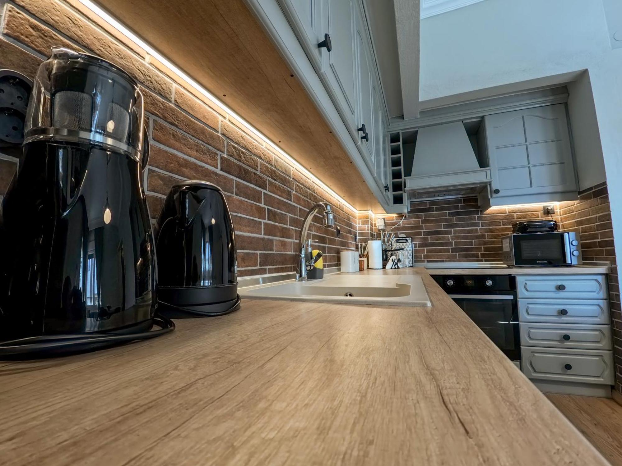 Living Life Apartment Komotiní Ngoại thất bức ảnh